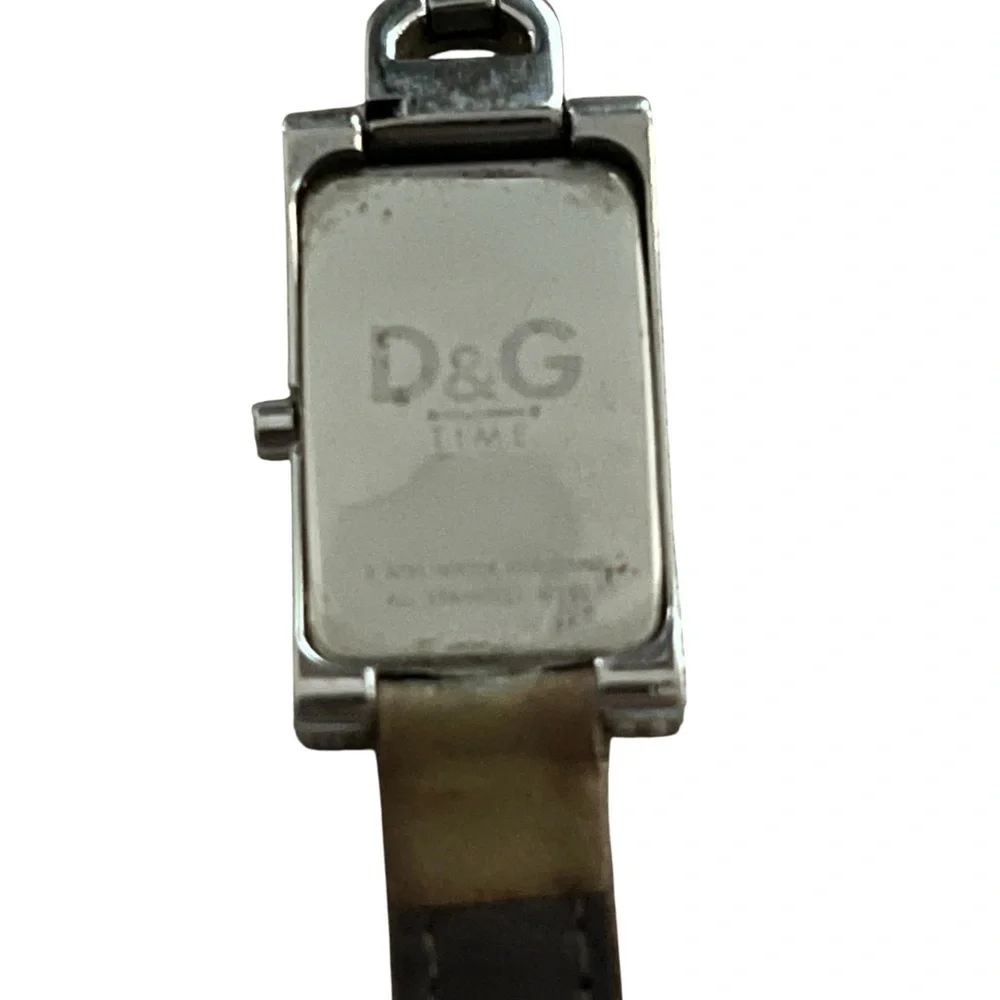 D&C Milano DW0264 Women's Silver Watch with Brown Strap